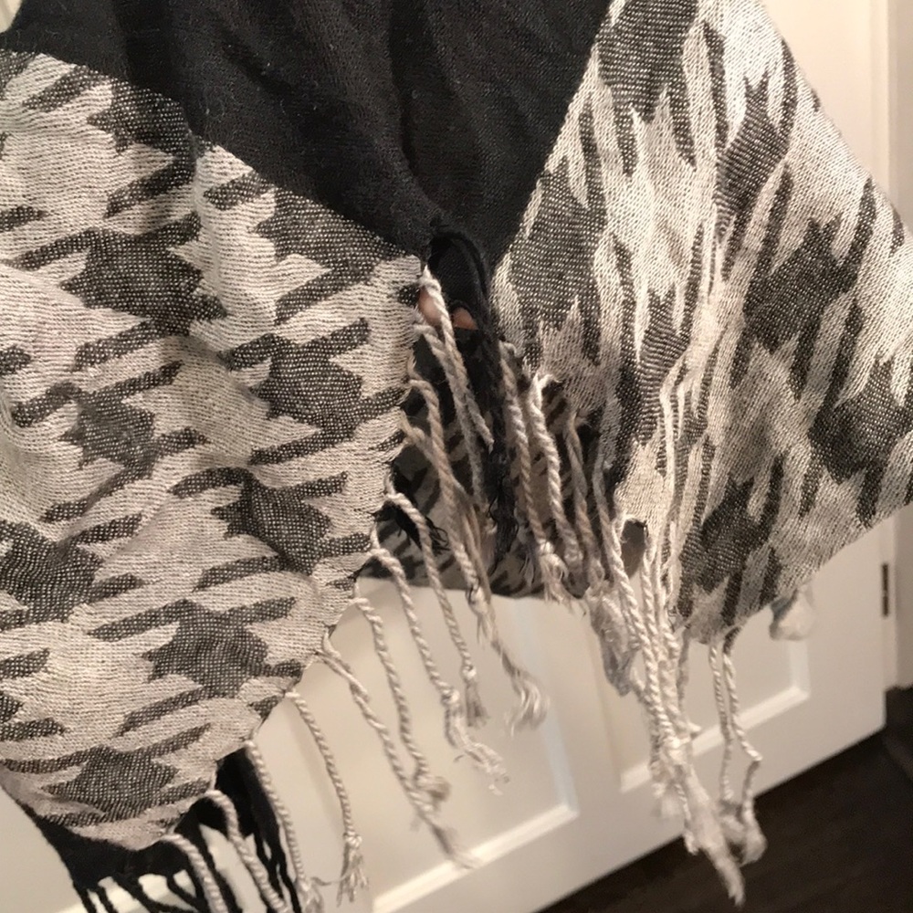 SCARF BUNDLE - Picture 8 of 10